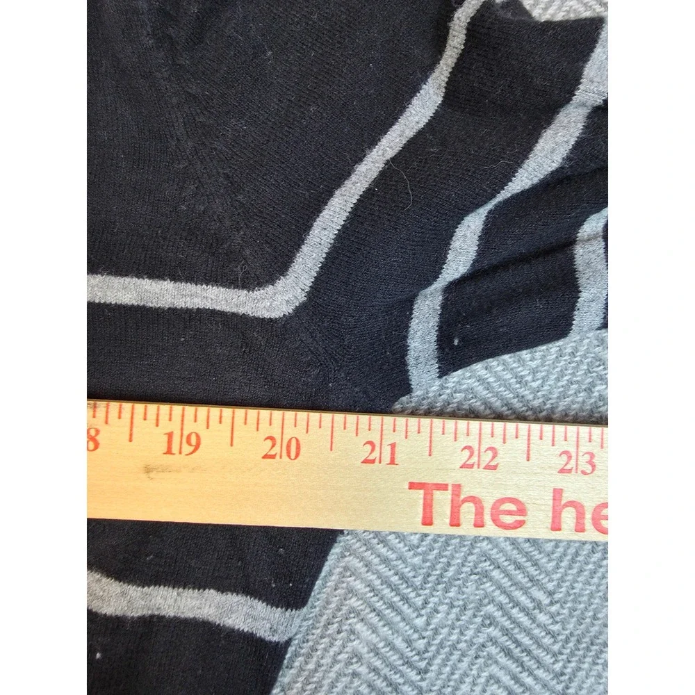 Merona Womens XL Black Gray Striped V-Neck Button Front Cotton Cardigan Sweater